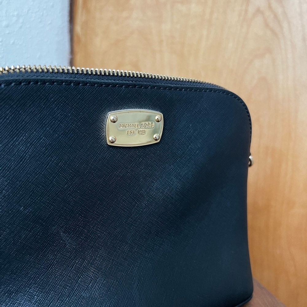 Michael Kors Black Leather Crossbody Bag - Picture 2 of 9